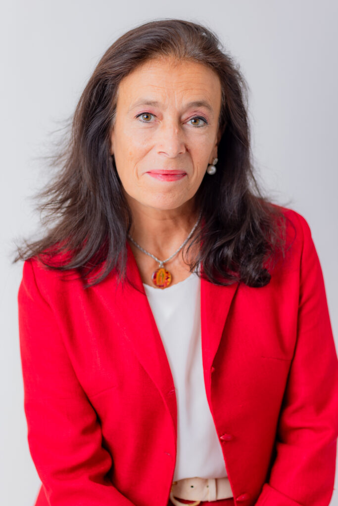 Mónica Barahona, directora general académica de CEB -Centro de Estudios Biosanitarios.